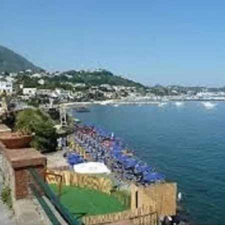 Sunrise A 10 Mt Dal Mare Affittacamere